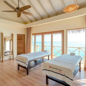 קליניקה לעיסוי עם ציוד איכותי